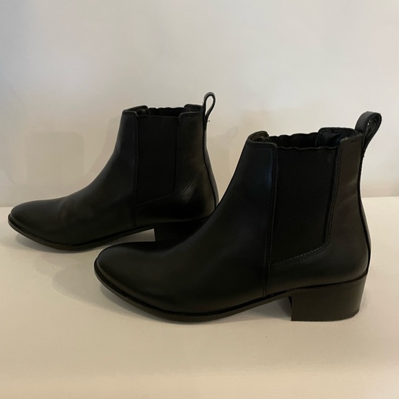 NWOB!! Steve Madden Women's Dover Ankle Boot, Black Leather, Sz 7.5 - Picture 4 of 16